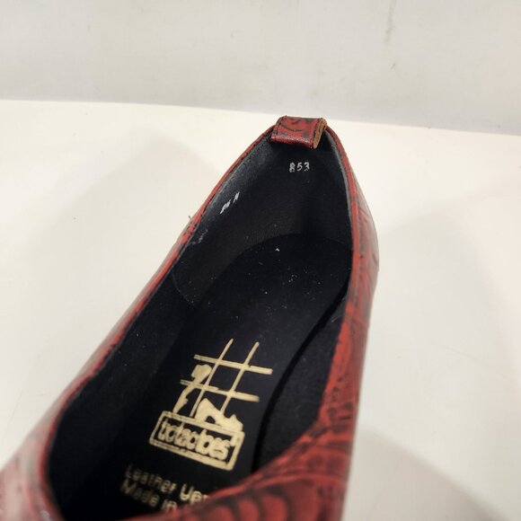 Tic-Tac-Toes Red Tooled Leather Shoe Women's US Size 8.5 Pump Low Heel - Picture 5 of 12